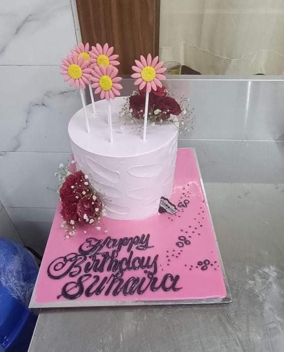 CAKE n BAKE Kachinikkad - Malappuram